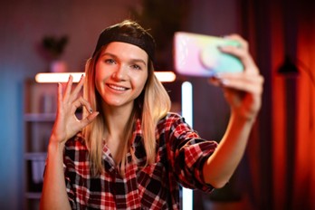 TikTok me hizo comprarlo: cómo los vídeos de 15 segundos están controlando nuestras decisiones